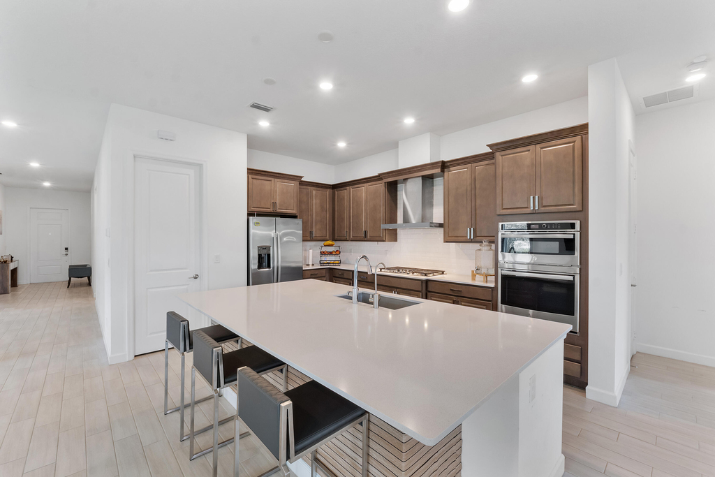 19036 Broad Shore Walk - Photo 4