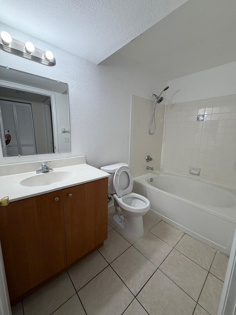 1825 Palm Cove Boulevard - Photo 14