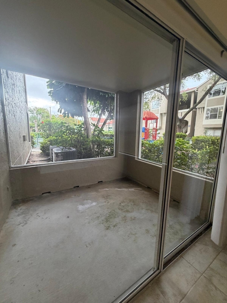 1825 Palm Cove Boulevard - Photo 19