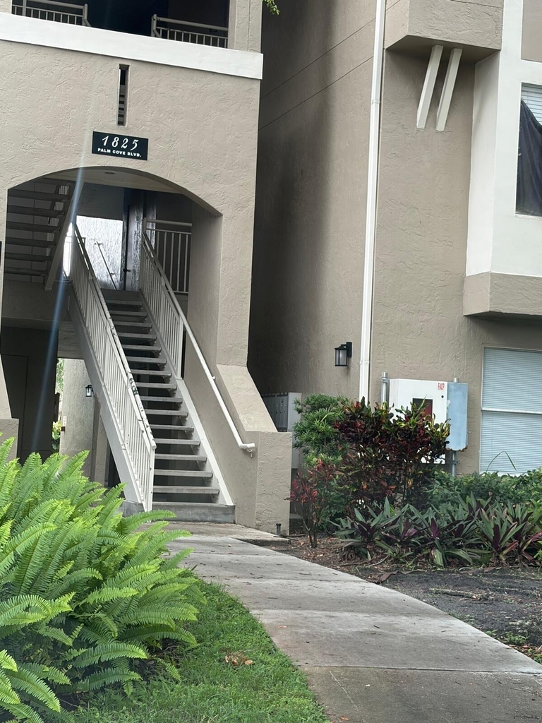 1825 Palm Cove Boulevard - Photo 20