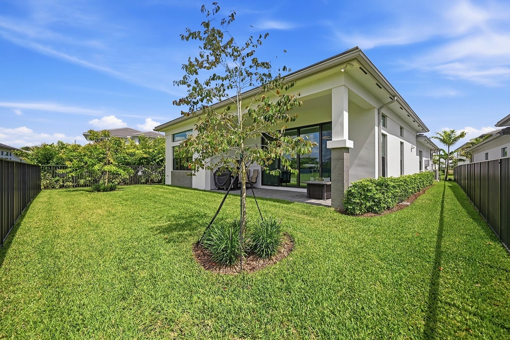 13128 Feathering Way - Photo 45