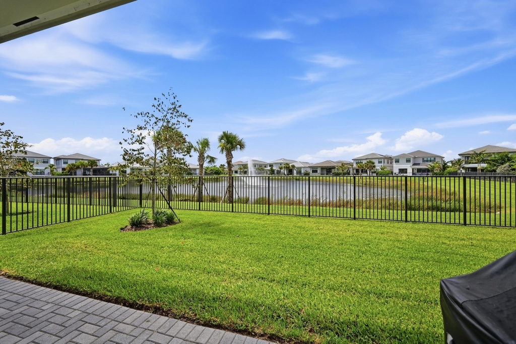 13128 Feathering Way - Photo 49