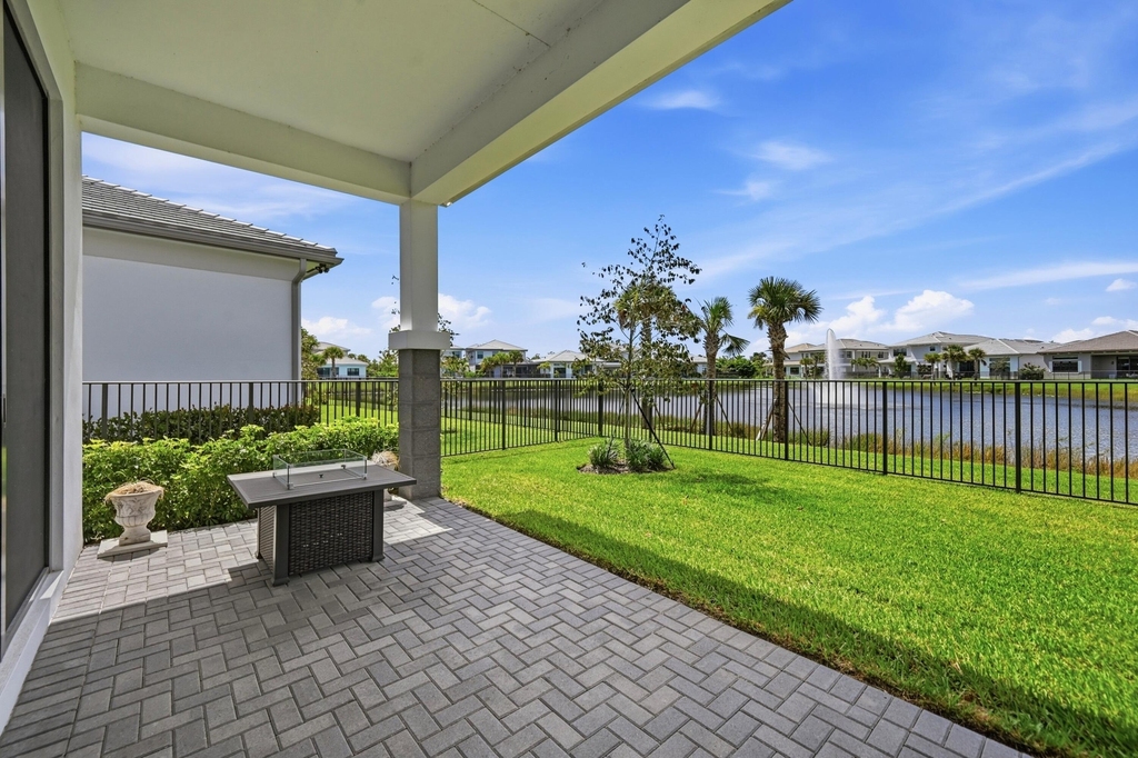 13128 Feathering Way - Photo 43