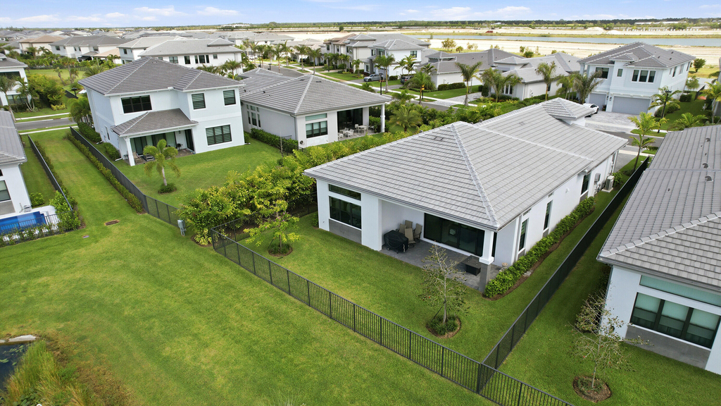 13128 Feathering Way - Photo 52