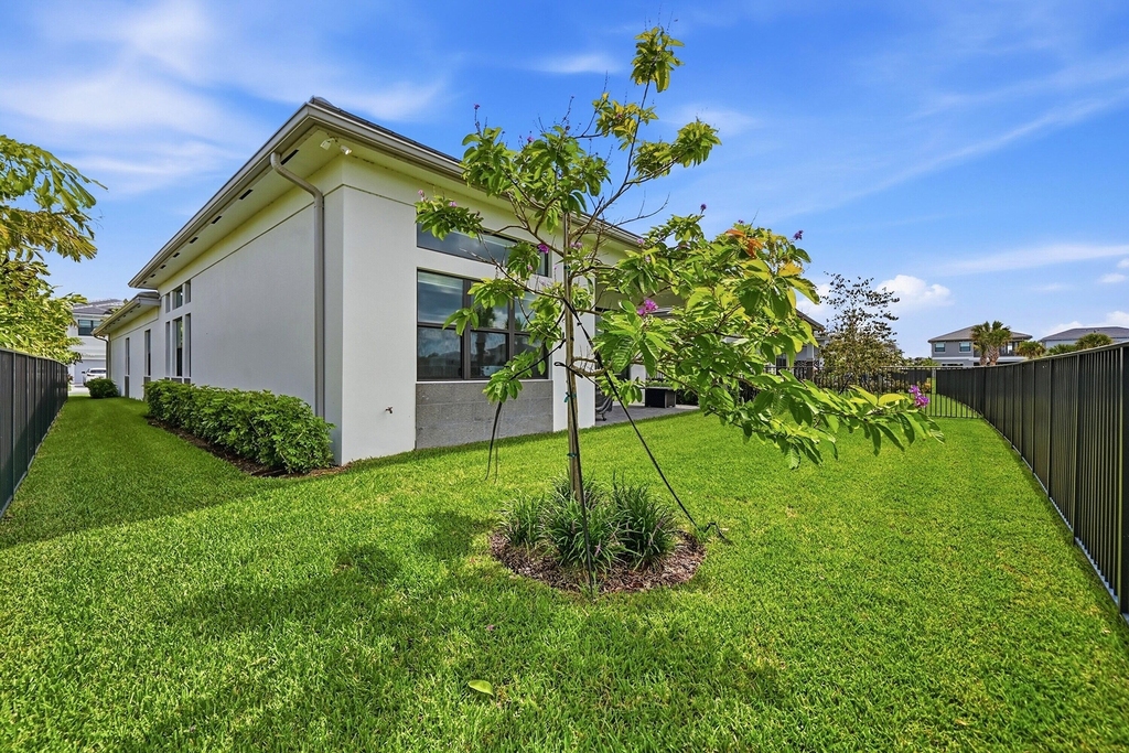 13128 Feathering Way - Photo 48