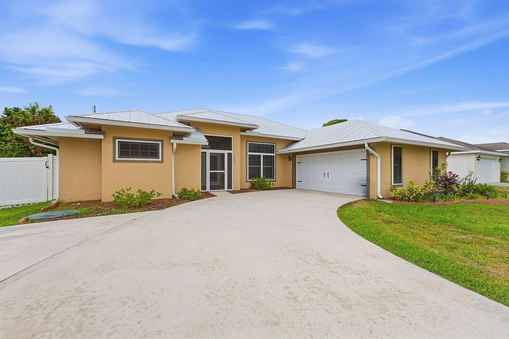 1280 Sw Kalevala Drive - Photo 3