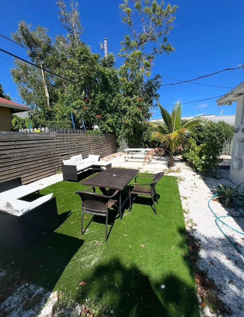 427 Conniston Road - Photo 9