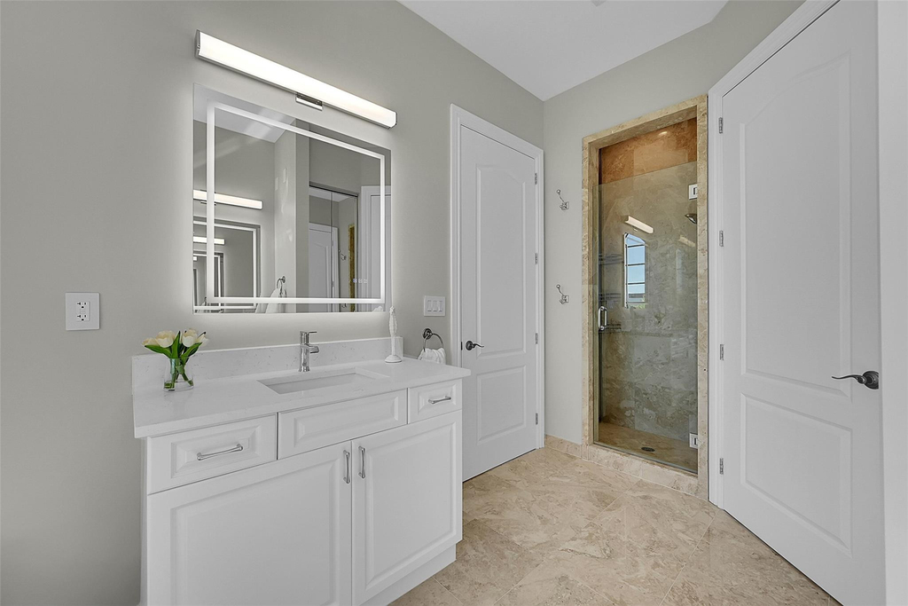 2254 Se 7th Street - Photo 33