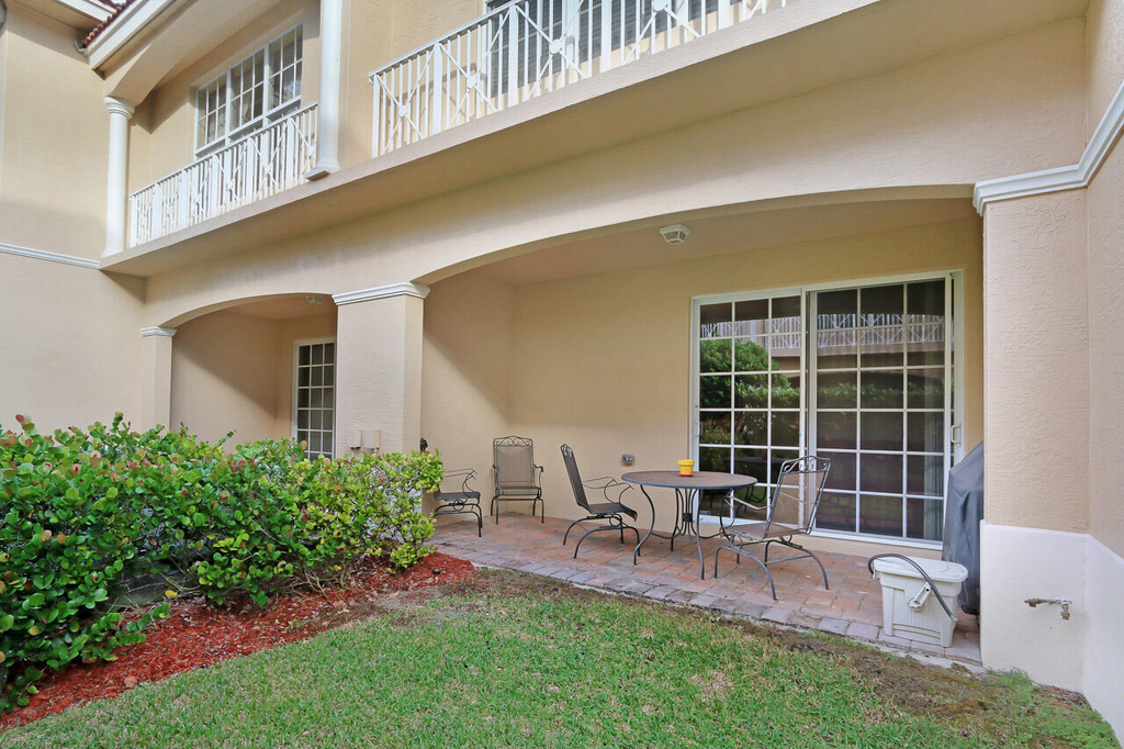 4711 Artesa Way E - Photo 17