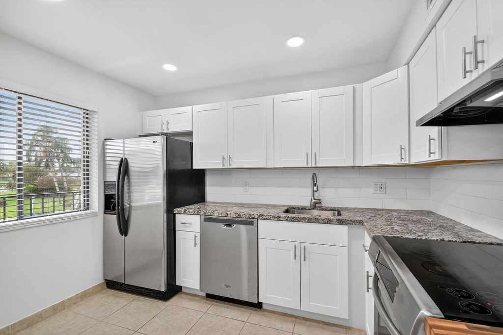 4080 Tivoli Court - Photo 4