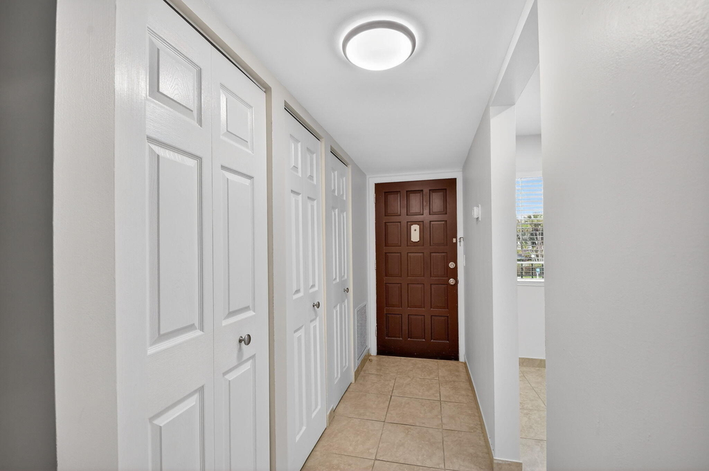 4080 Tivoli Court - Photo 3