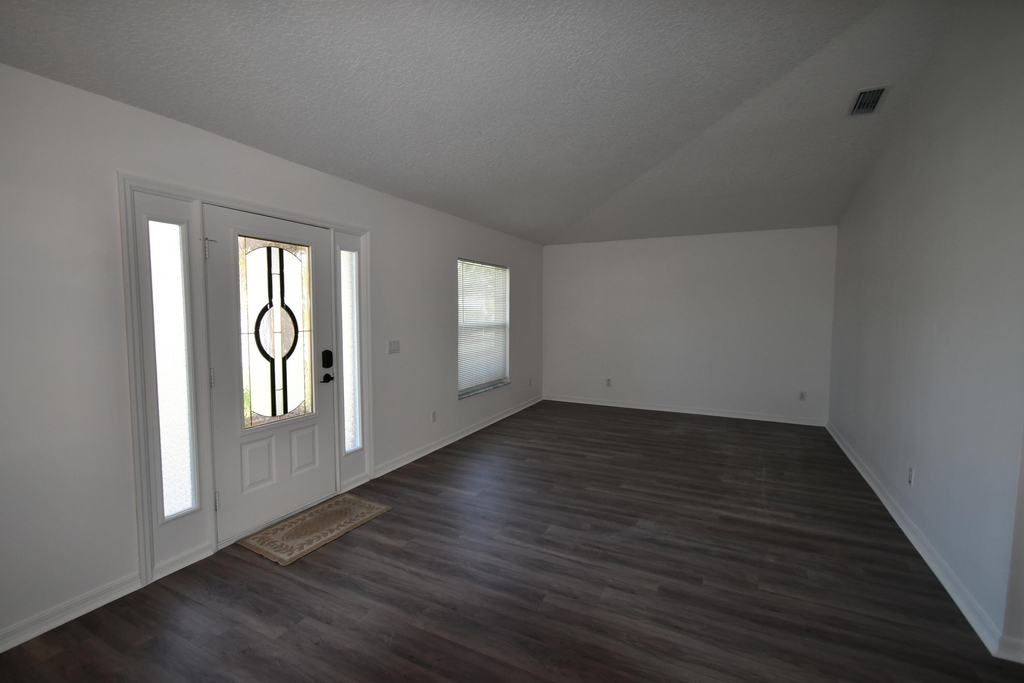 2547 Sw Kenilworth Street Sw - Photo 1
