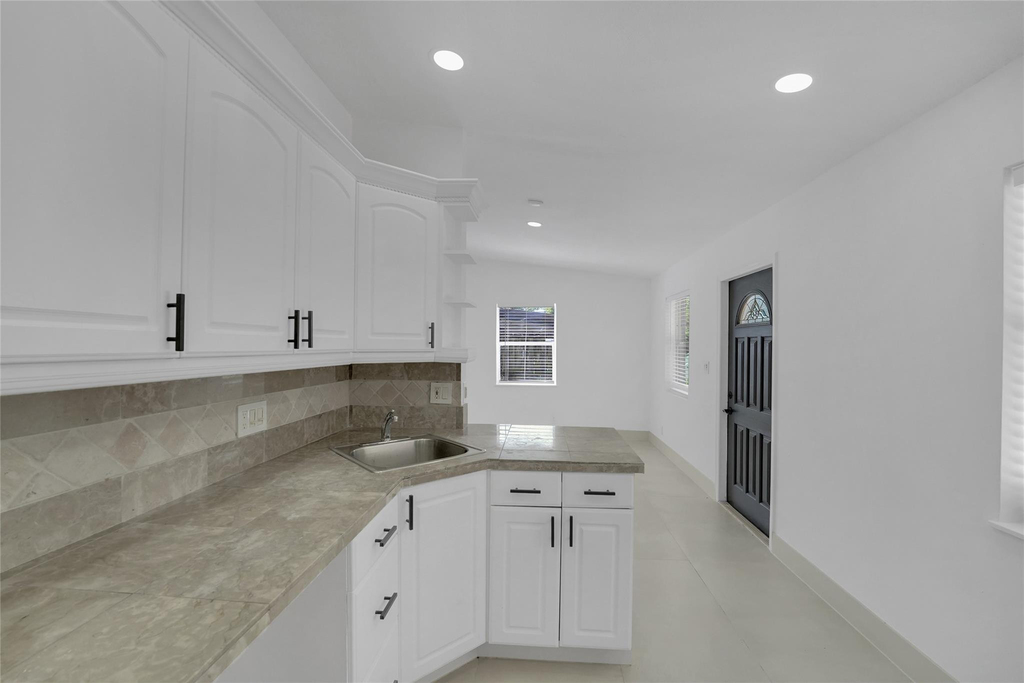 812 Ne 4th Avenue - Photo 23
