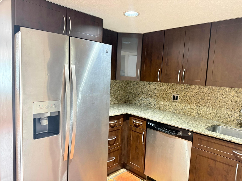6978 Nw 166th Terrace - Photo 3