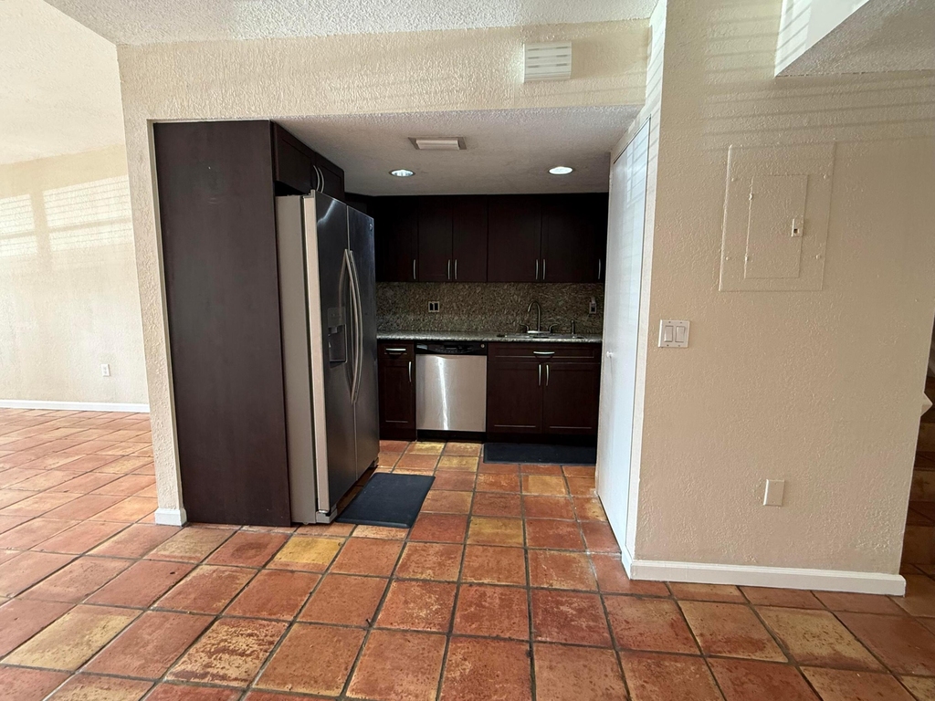 6978 Nw 166th Terrace - Photo 18