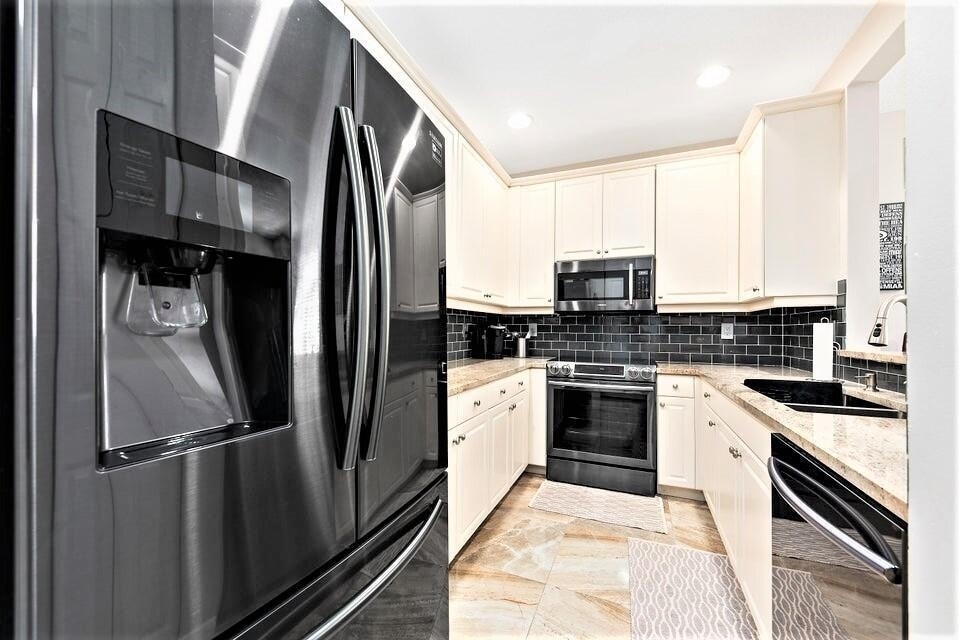 4321 Savannah Bay Place - Photo 5