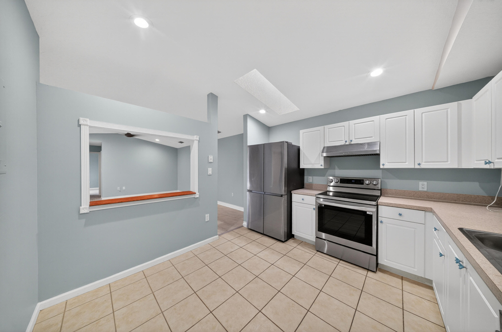 1567 Pheasant Walk - Photo 4