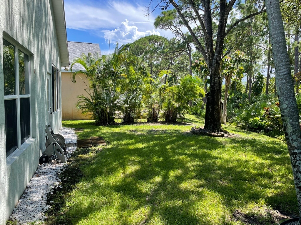 7916 Se Sugar Pines Way - Photo 18