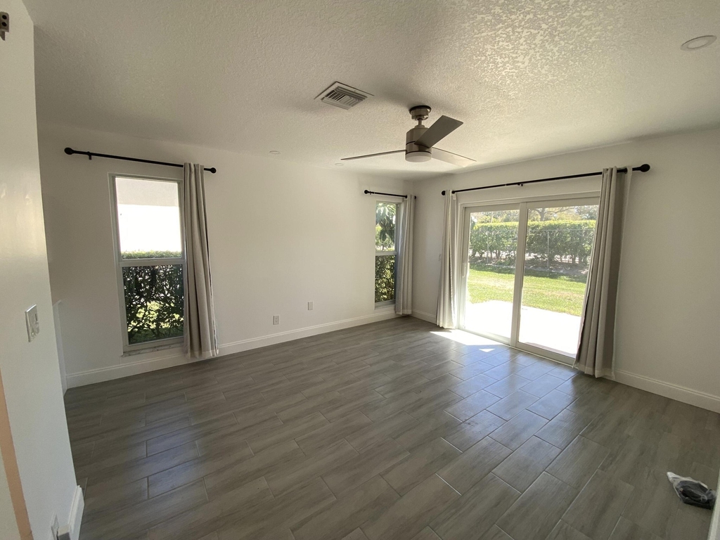 2450 Black Olive Boulevard - Photo 10