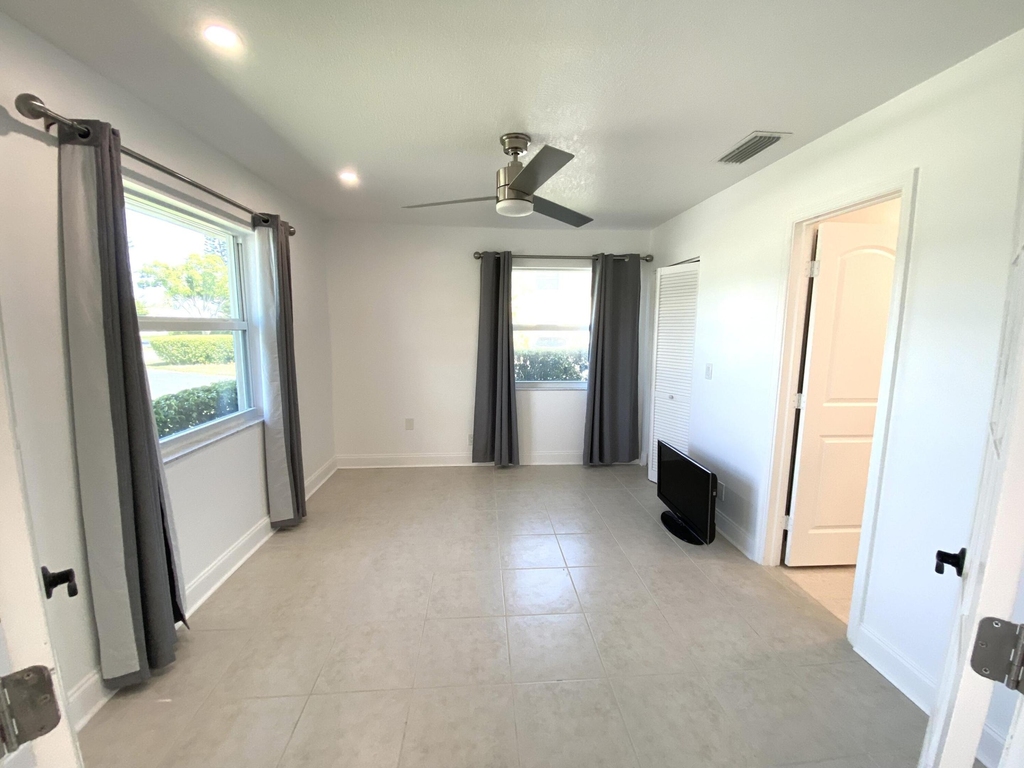 2450 Black Olive Boulevard - Photo 15