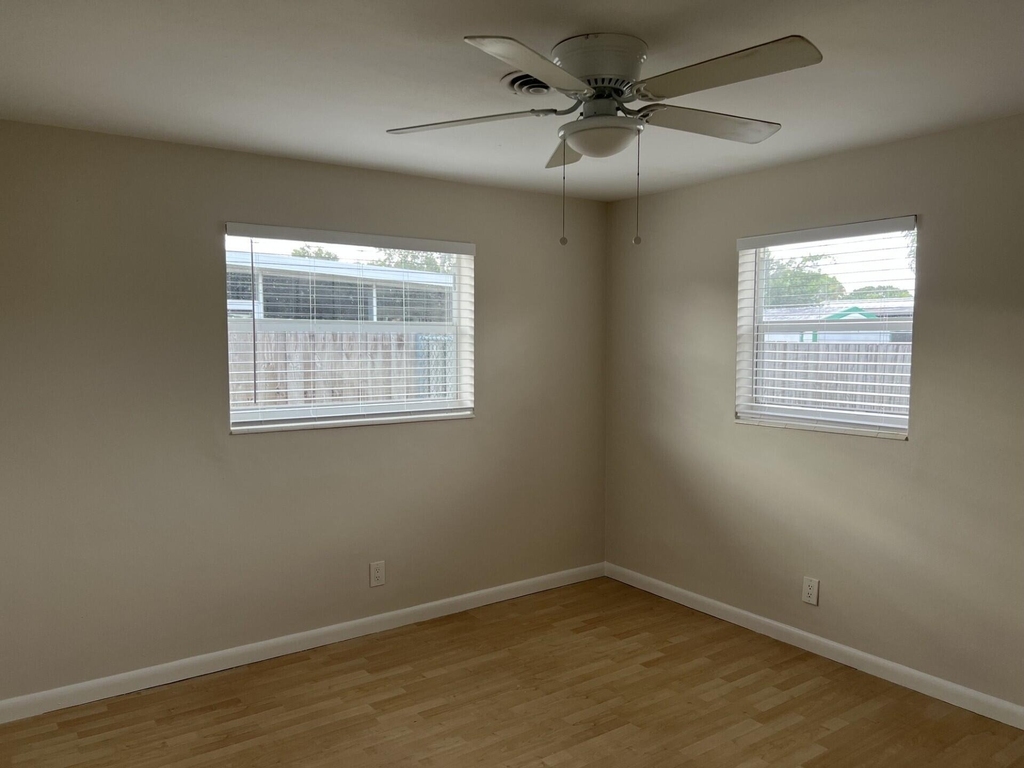 9432 Sw 52nd Court - Photo 19
