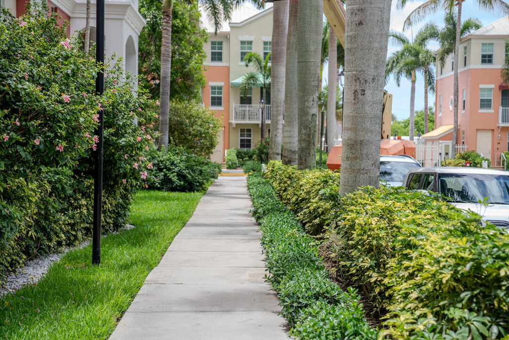 802 W Windward Way - Photo 49