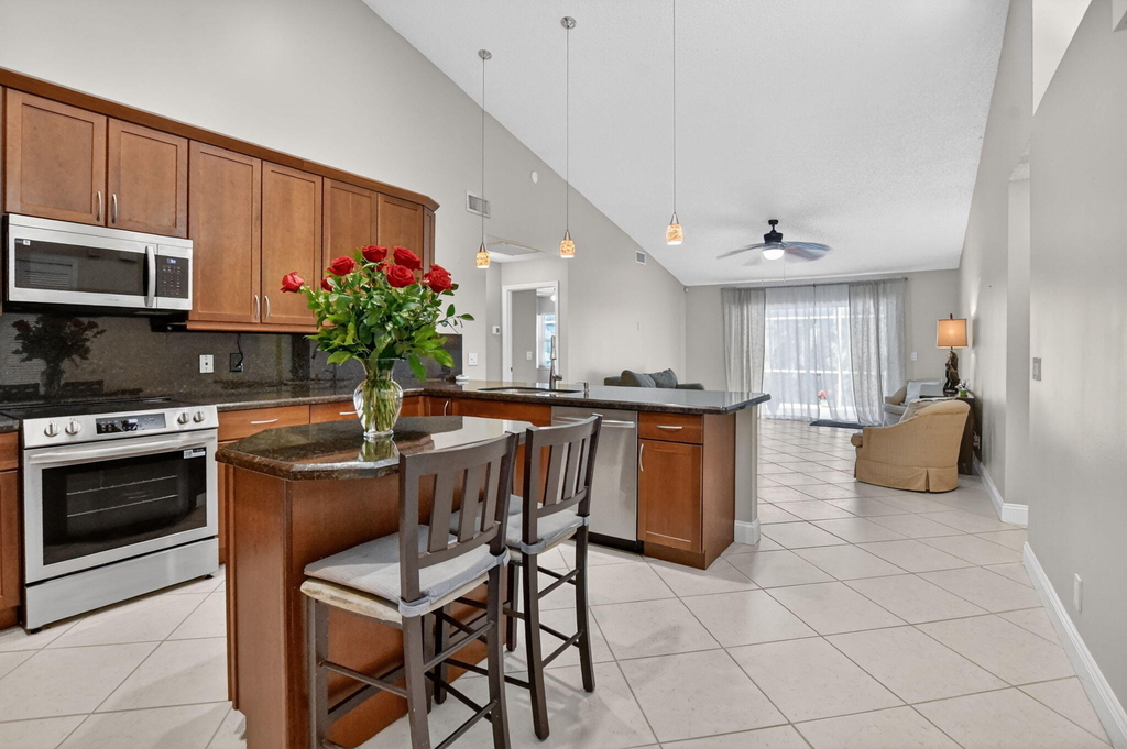 10065 Camelback Lane - Photo 12