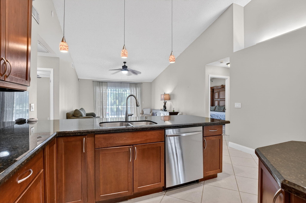 10065 Camelback Lane - Photo 19