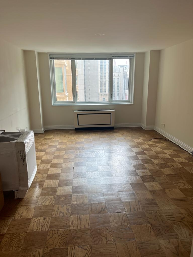 East 71st Street - Photo 3