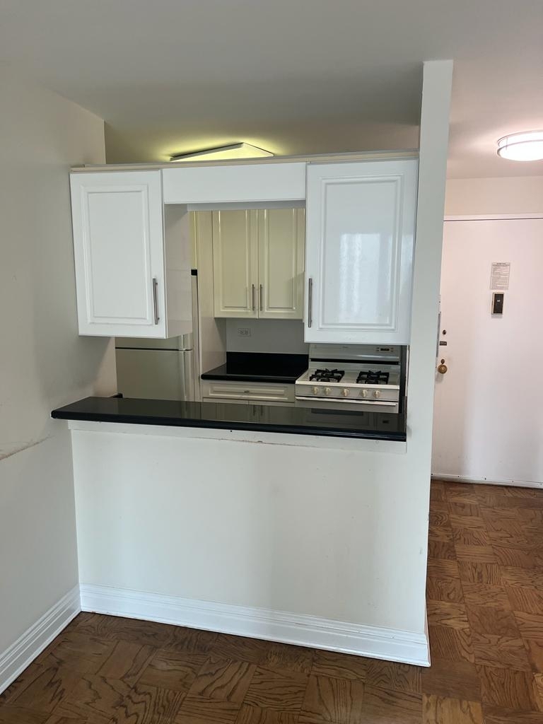 East 71st Street - Photo 1