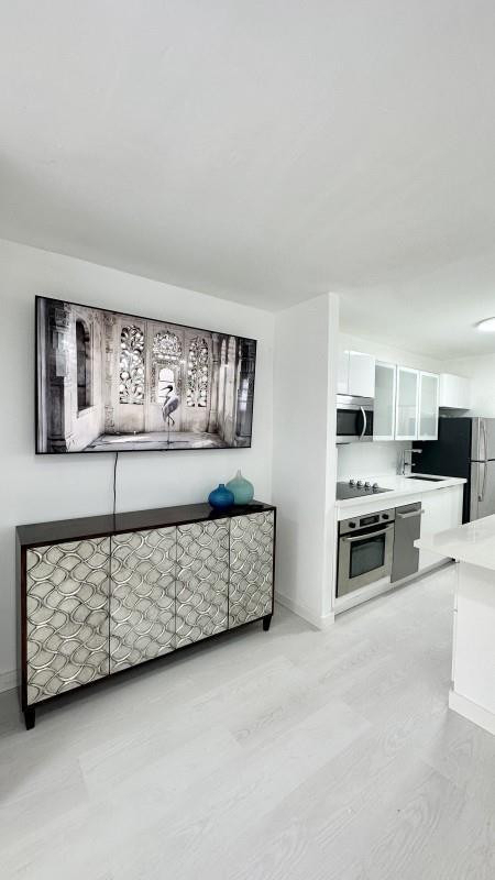 7904 West Drive - Photo 4