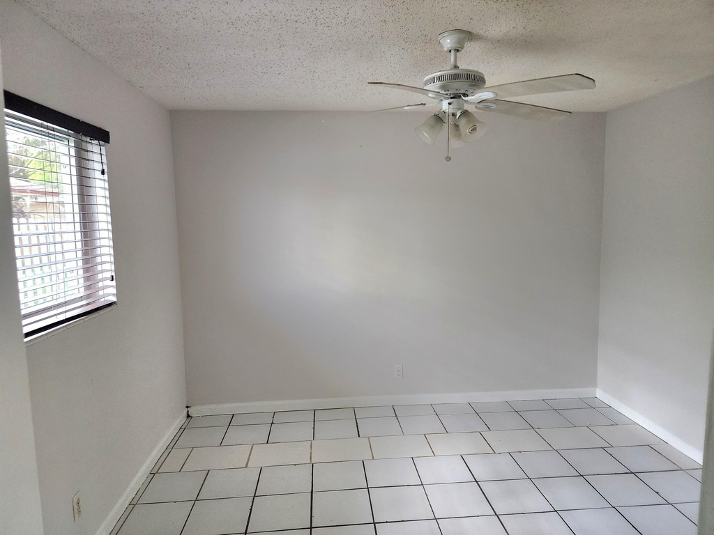 750 Sw 2 Street - Photo 6