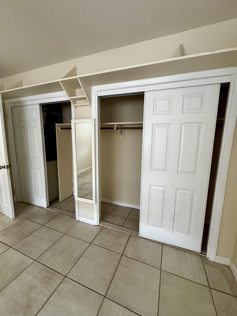 2824 N Dixie Highway - Photo 8