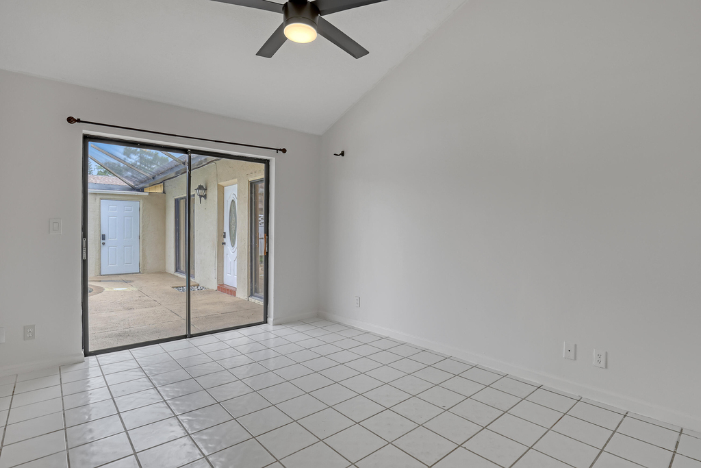 1279 Periwinkle Place - Photo 9