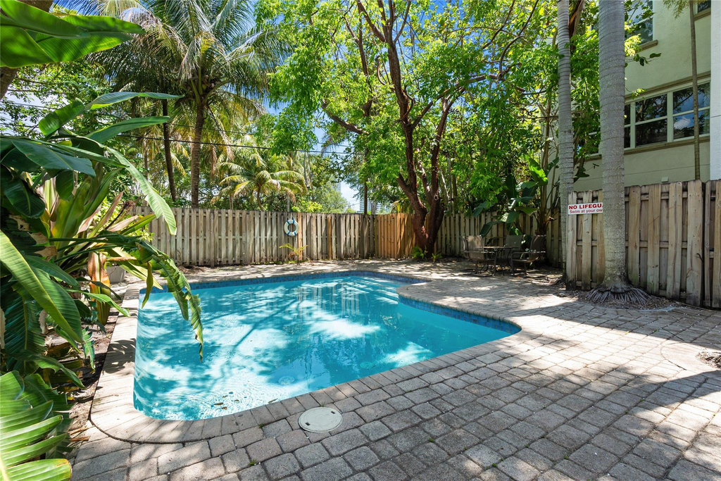 417 Sw 8th Street - Photo 24