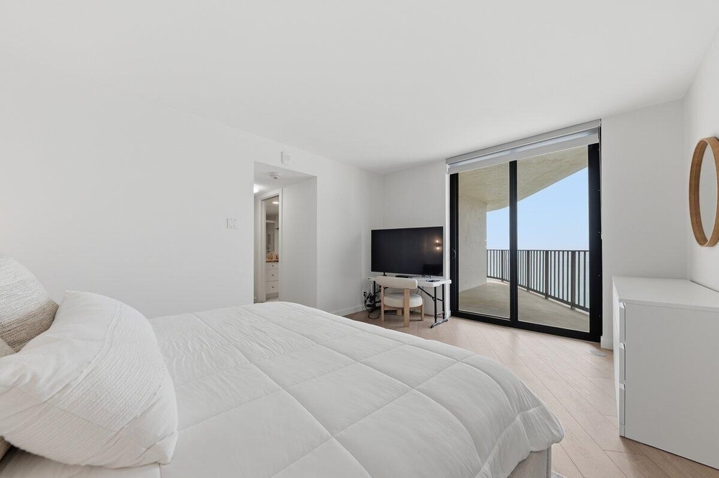 5420 N Ocean Drive - Photo 12