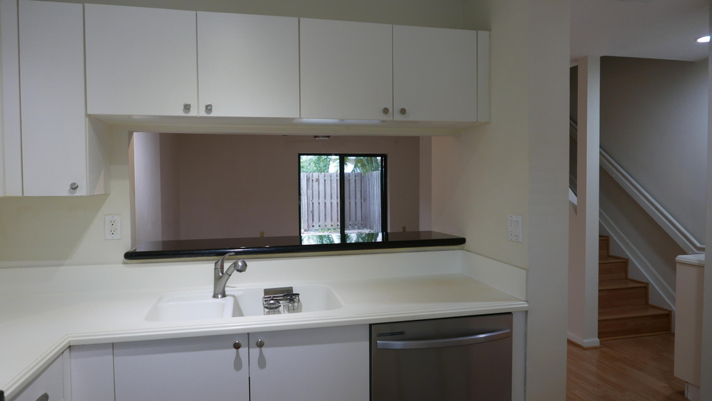 227 City View Drive - Photo 3