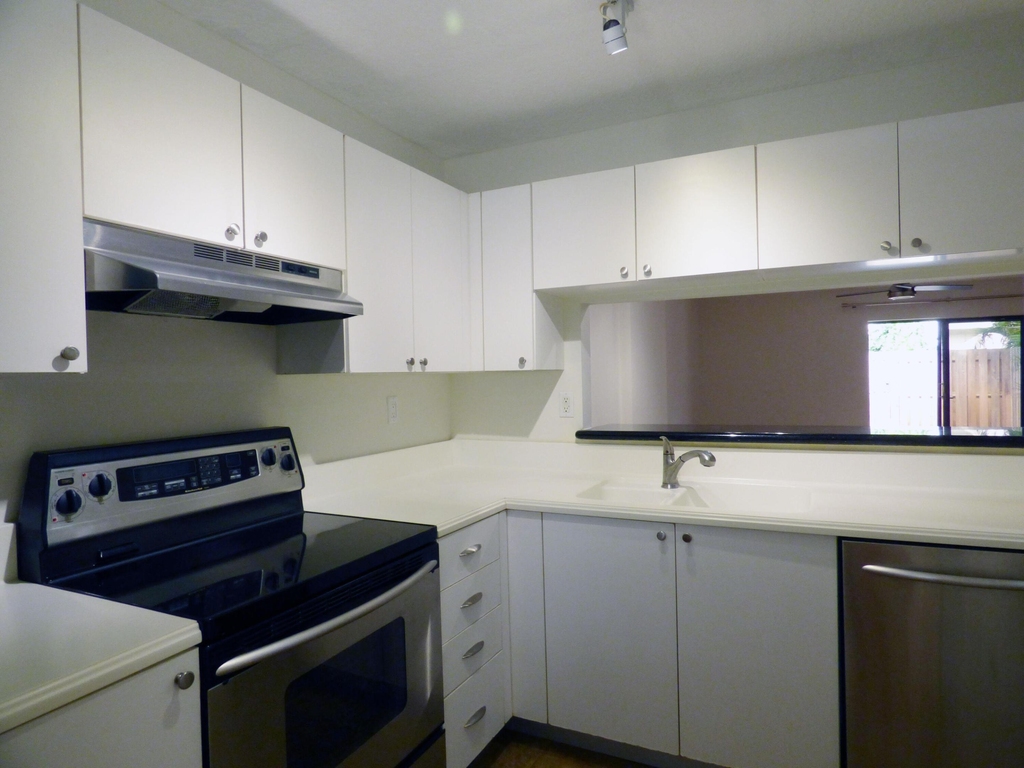 227 City View Drive - Photo 5