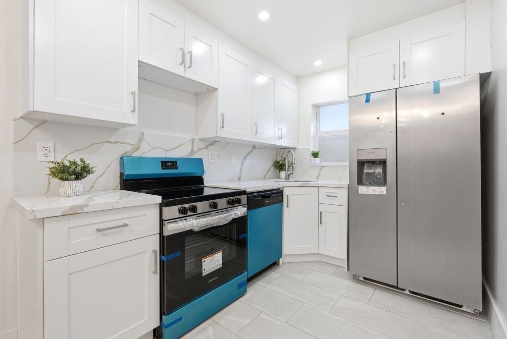 1747 Rodman Street - Photo 0