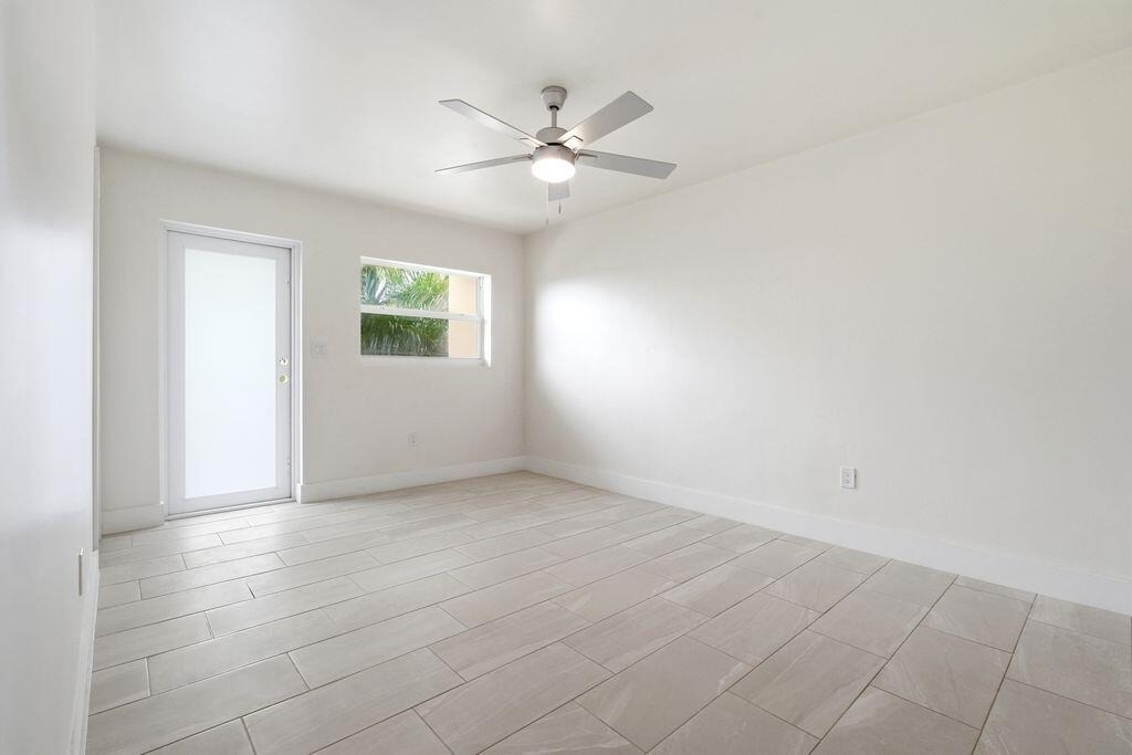 1747 Rodman Street - Photo 7