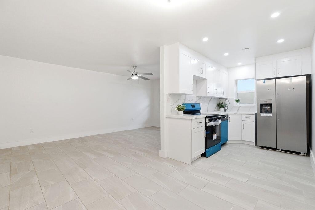1747 Rodman Street - Photo 1