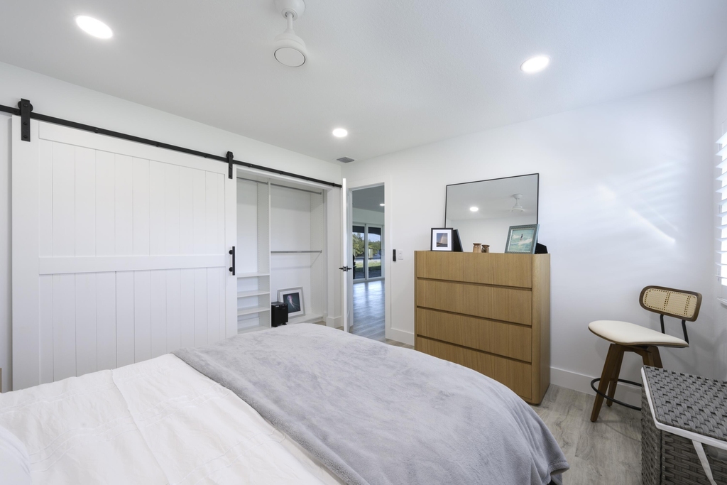 8585 Se Palm Street - Photo 22