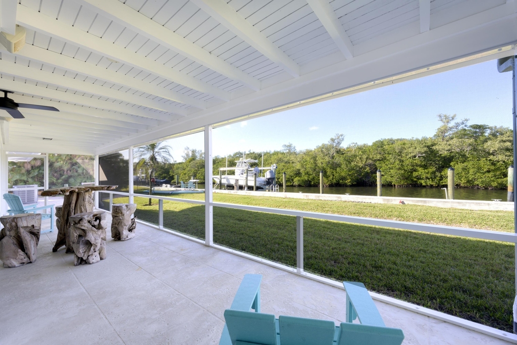 8585 Se Palm Street - Photo 26