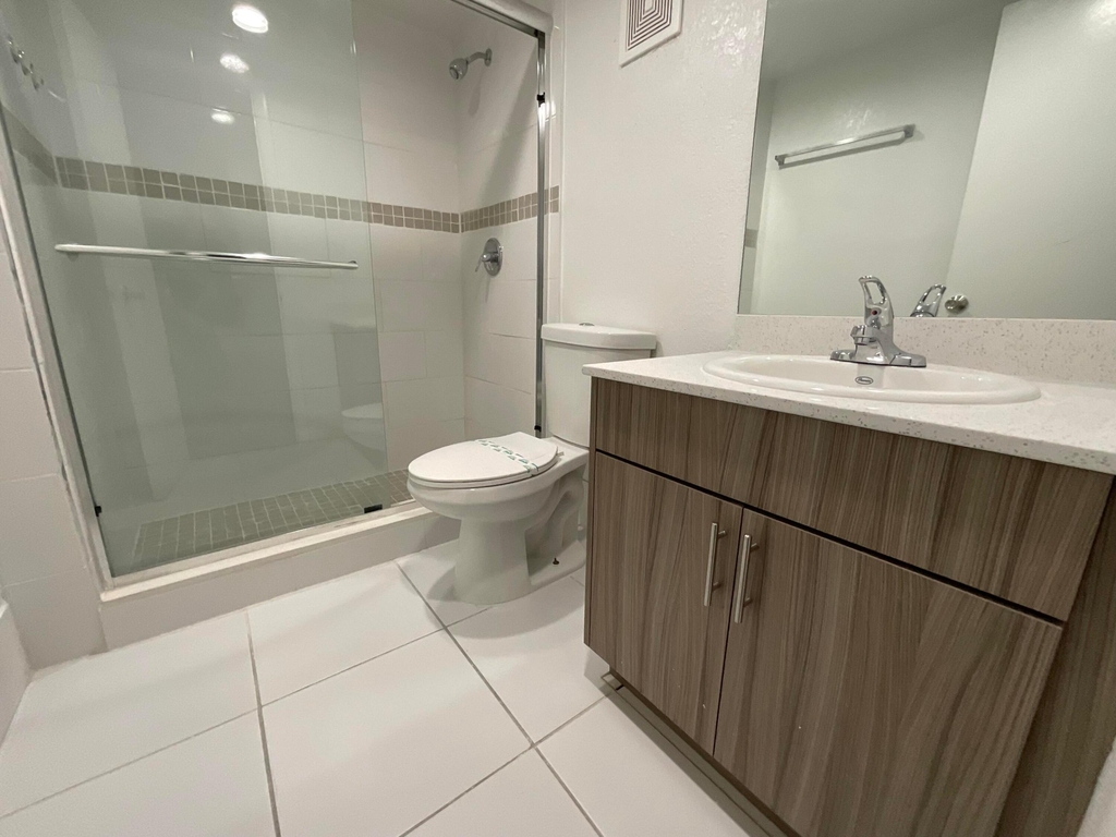 19455 Ne 10 Avenue - Photo 2