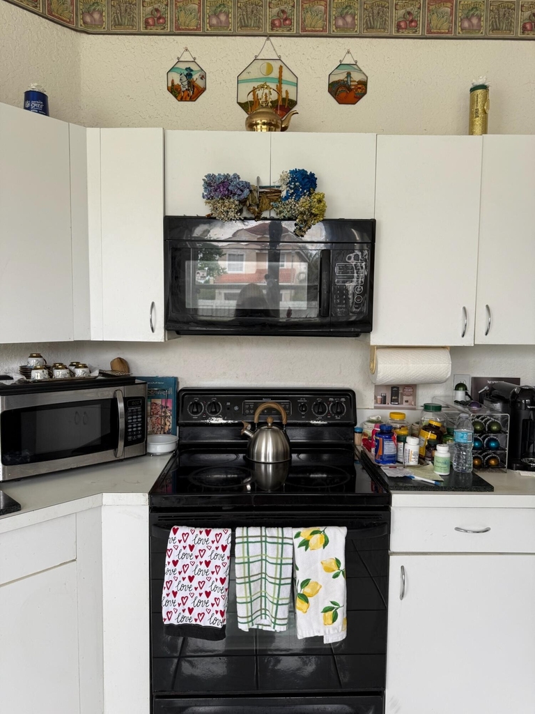 7418 Wescott Terrace - Photo 9