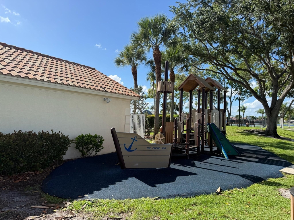 7418 Wescott Terrace - Photo 25