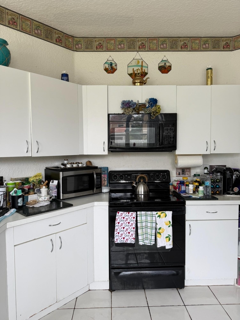 7418 Wescott Terrace - Photo 8