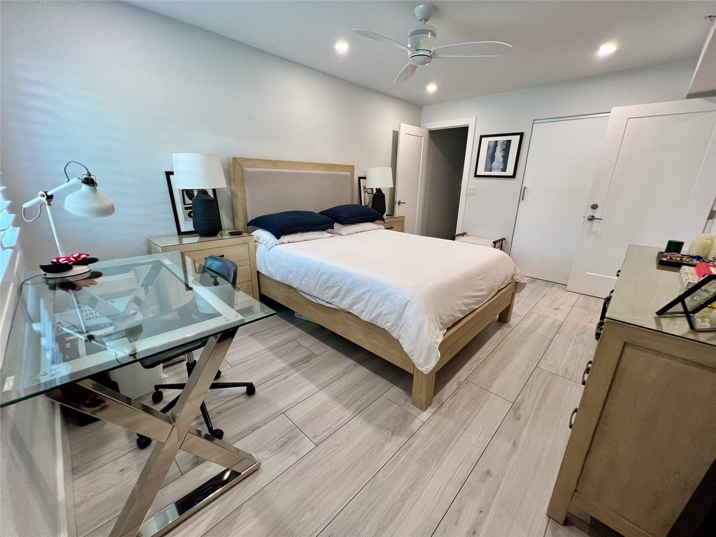 2115 Ne 37th Drive - Photo 10