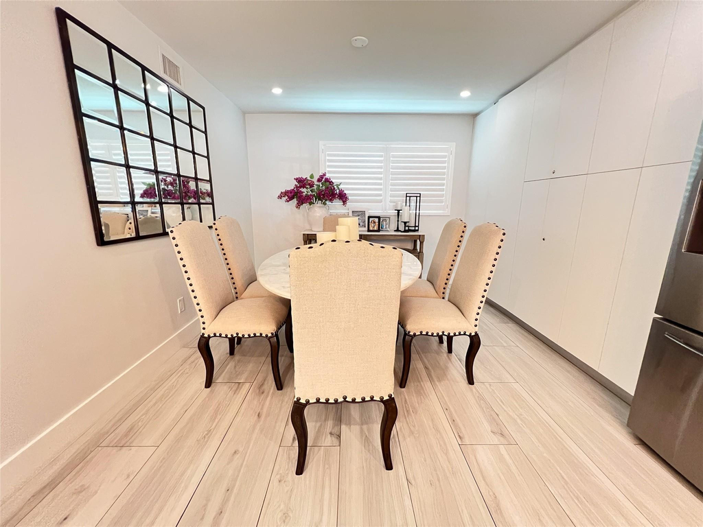 2115 Ne 37th Drive - Photo 7