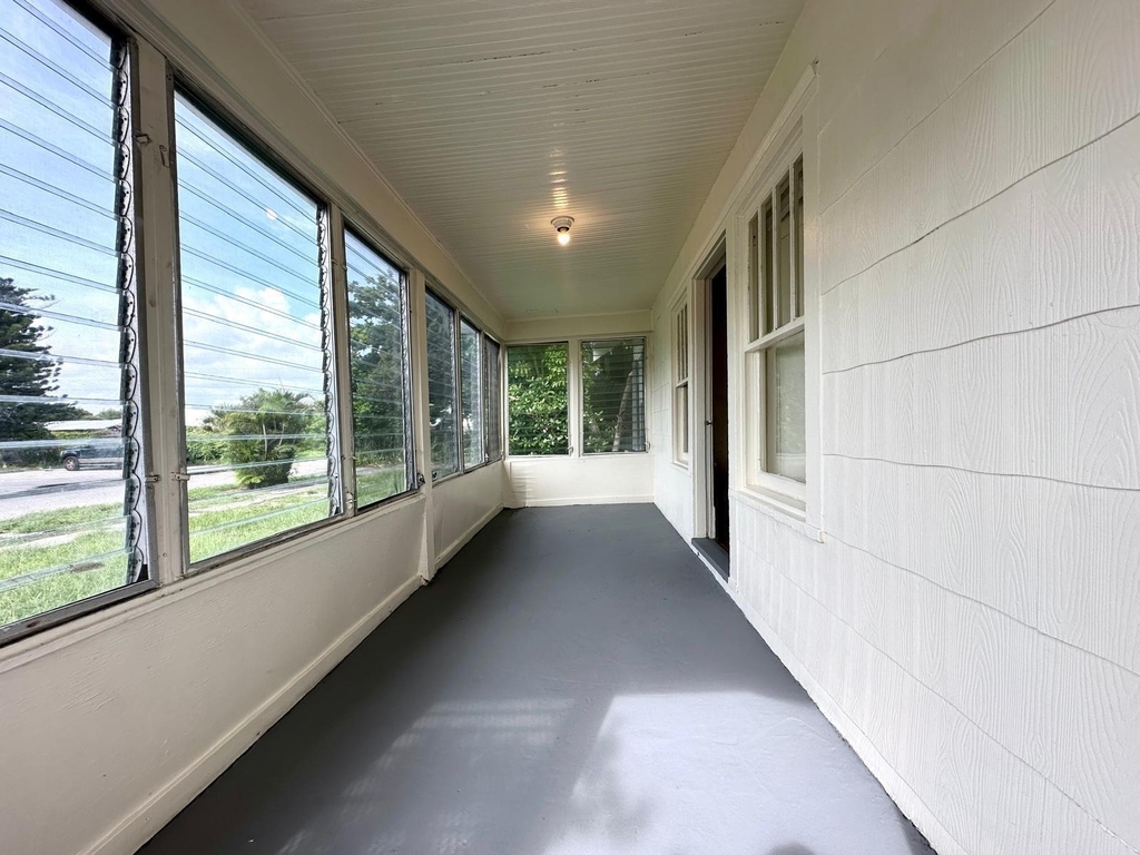 523 Valley Forge Road - Photo 2